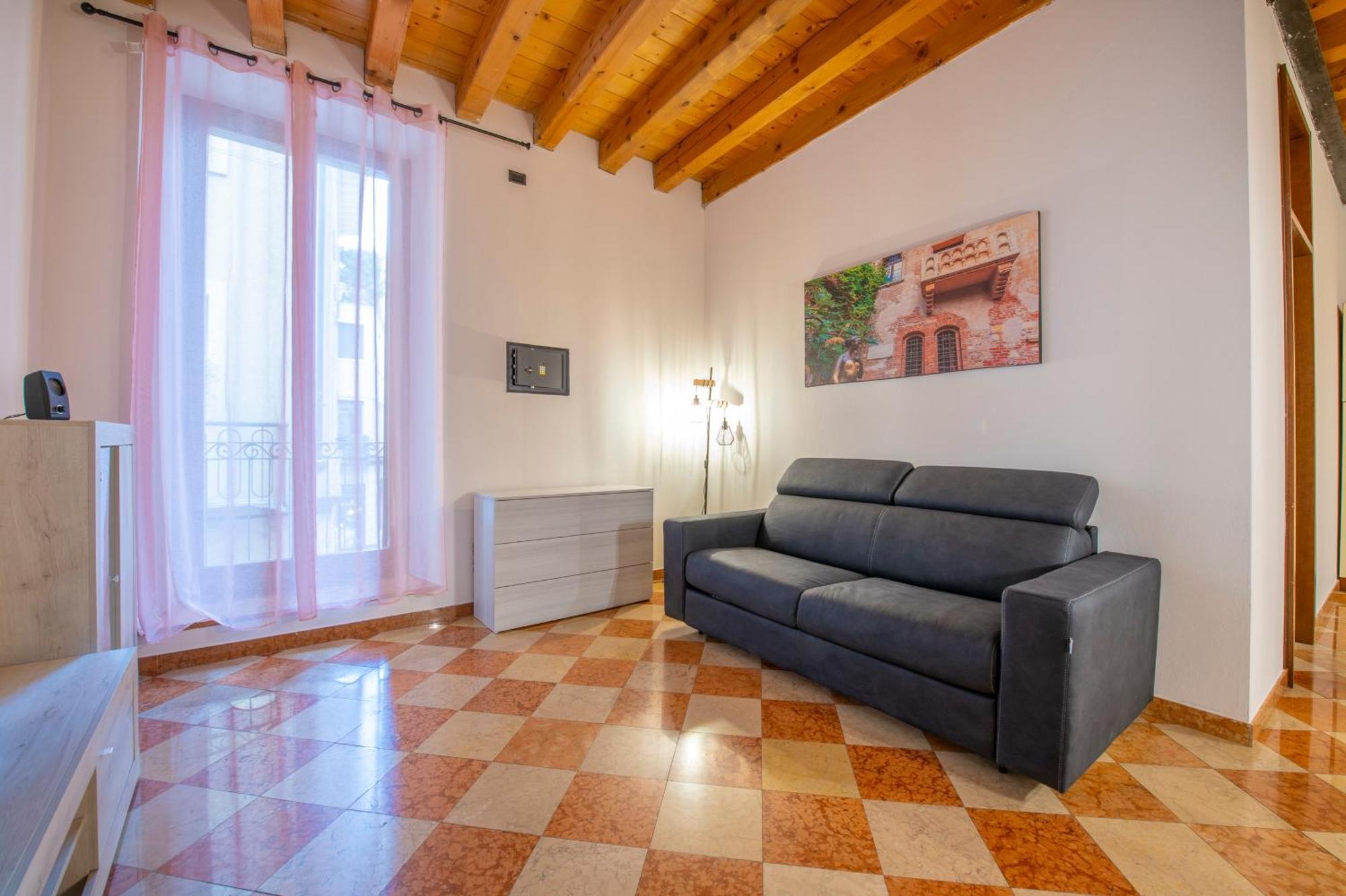 Palace Home Mazzini Βερόνα Εξωτερικό φωτογραφία